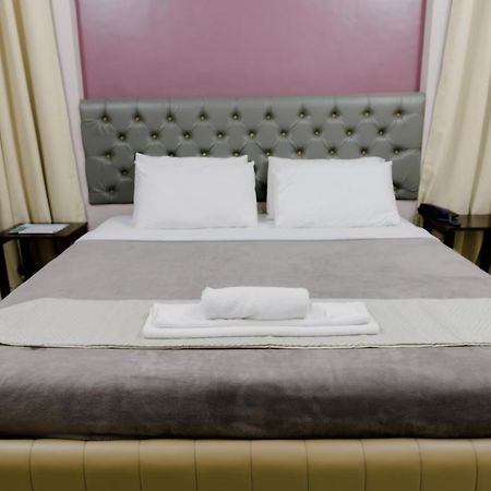The Horizon Suites And Arcade General Santos City Екстер'єр фото