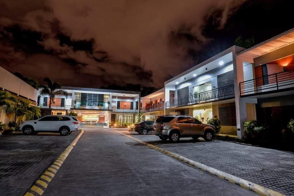 The Horizon Suites And Arcade General Santos City Екстер'єр фото