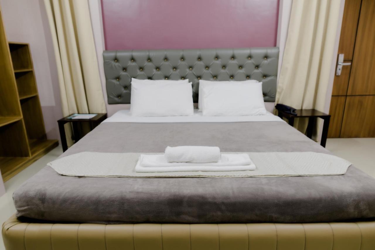 The Horizon Suites And Arcade General Santos City Екстер'єр фото